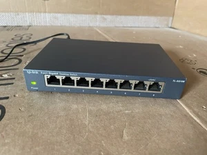 TP-Link TL-SG108 - Commutateur Gigabit 8 ports - Photo 1/2