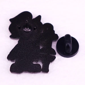 Emaille Pin Brosche Tier Motiv Kupfer Unisex Klassisch Mode Schmuck - Bild 1 von 4