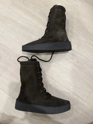 Yeezy 289484 Hombre Bota Crepé Temporada 4 Aceite Talla 42 Marrón Foto 1 de 4