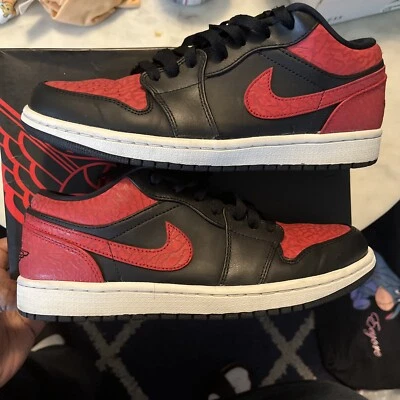 Size 8 - Air Jordan 1 Retro Low Bred - Image 1 of 4