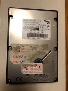 FUJITSU MAB3045SP 4.5GB 7200U/min 68-pin ULTRA WIDE SCSI 3.5" - Afbeelding 1 van 3