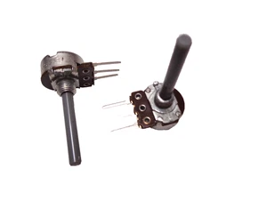 Philips 4K7 LOG 16mm Metal PCB Potentiometer D Shaft VINTAGE PHILIPS AUDIO x3 - Picture 1 of 7