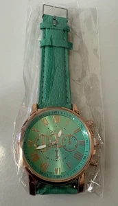 Reloj de Cuarzo Geneva Verde Lima y Bisel Dorado Unisex Nuevo - Imagen 1 de 4