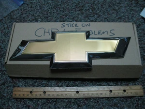 Chevy Emblem OEM 22786435, some damage as shown - Picture 1 of 3