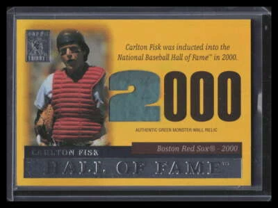 2004 Topps Tribute HOF Relics Gold Carlton Fisk Fenway Green Monster Wall 22/25 - Image 1 of 2