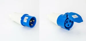32A 3 Pin Blue Trailing Plug + Socket 240V IP44 Coupler Splashproof - Picture 1 of 3