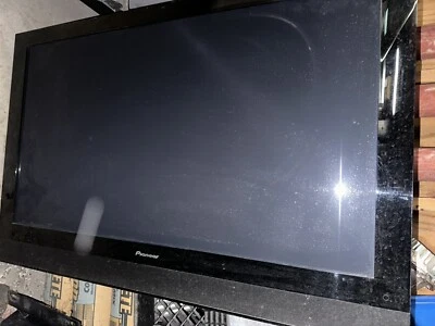 Pioneer Elite PDP-4280HD 1080p HD Plasma TV for parts SCREEN perfect condition - Image 1 of 2
