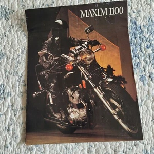 Yamaha Maxim 1100 Motorcycle Brochure Foldout Sales Original 1982 Mikuni BS34 - Picture 1 of 6