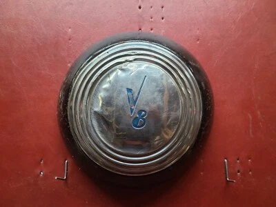 Tapacubos Ford Deluxe 1939 original V8 plato perro 1936 1937 1938 1939 Foto 1 de 4