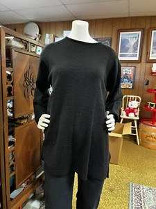 Carolina Colours Black Sweater Size L Large - Picture 1 of 2