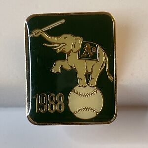 Oakland A's Elephant 1988 Pin #1 Badge Unocal 76 Gas Station SGA MLB Athletics