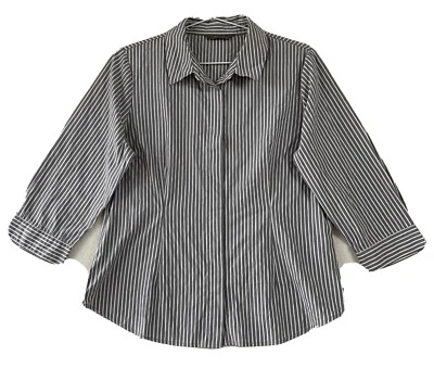 Jacqui E Grey Striped Button Up Shirt Size 14 3/4 Sleeve Collar Round Hem - Image 1 of 4
