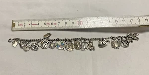 Wunderschönes antikes 835 Silber Bettelarmband mit 22 Silber 800er Anhänger Luri - Bild 1 von 13
