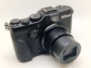 Cámara digital Nikon COOLPIX P7100 10,2 MP negra con cargador en excelente estado - Imagen 1 de 18