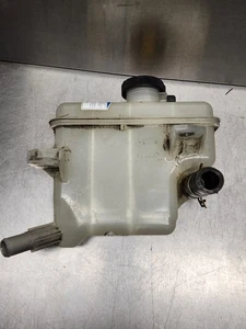 Toyota Camry 2007-2011 2,4 L motor de accionamiento inversor depósito de refrigerante G9209-33010 - Imagen 1 de 13