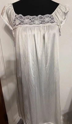 Vintage Cottagecore Night Gown, Lace Nylon M Ivory - Image 1 of 4