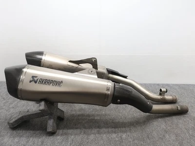 K1600Gt K1600Gtl 2011 2016 Genuine Option Akrapovic Slip-On Exhaust  - Image 1 of 4