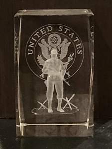 3" geätztes Klarglas US Army Soldat mit Emblem im Hintergrund - Bild 1 von 3