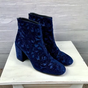 Stuart Weitzman Bacari Brocade Jacquard Botanic Blue Velvet Bootie Women 9 M - Picture 1 of 22