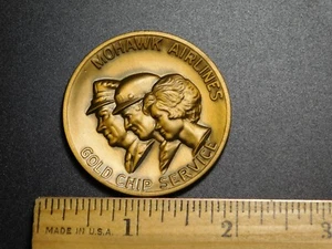 VINTAGE MEDAL TOKEN MOHAWK AIRLINES GOLD CHIP SERVICE - Picture 1 of 5