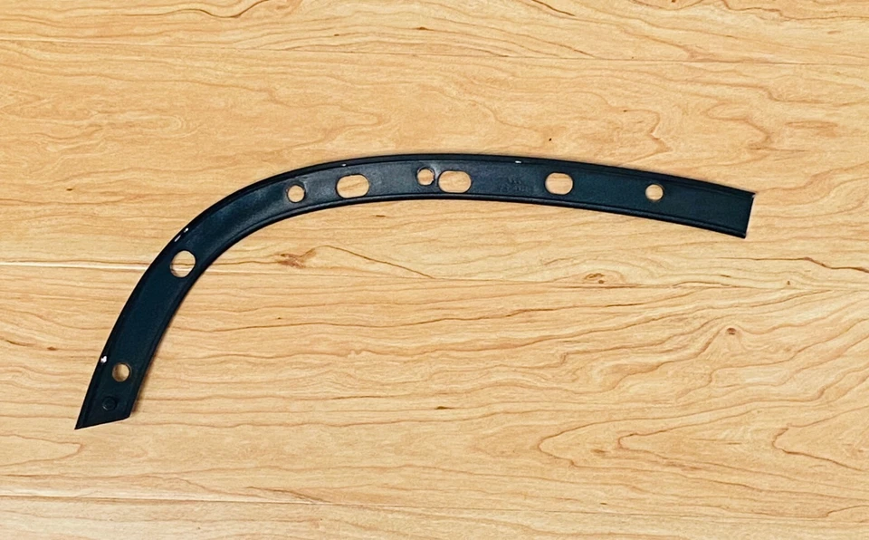 BMW Z3 E36 Riel de techo para conductor Trasera izquierda Capota convertible 54318397655 Foto 1 de 1