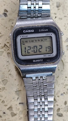 Casio Lithium 64Qs-22 Quartz Digital  Men’s Watch Not Work  For Parts - Image 1 of 4