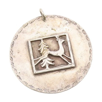 925 Sterling Silver Vintage Pendant Carved Reindeer & Pine Tree Medal  PT25474 - Image 1 of 4