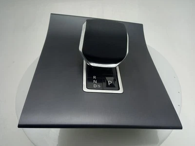 Pomo de palanca de cambios Landrover Range Rover Evoque edición 2019-2025 M8A214C55 Foto 1 de 4