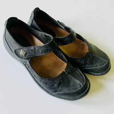Earth Sabrina 7.5 D Black Mary Jane Shoes - Image 1 of 4