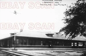 8J875 RP 1980s? DERMOTT AR PASSENGER TRAIN STATION A CHICOT LIQUOR CO WHAT ROAD? - Picture 1 of 1