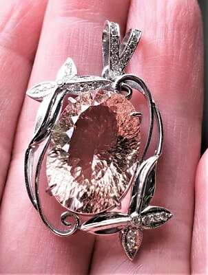 IMPRESIONANTE colgante de oro blanco de 14 quilates con diamantes VVS1 de berilo de morganita natural de 10,55 quilates Foto 1 de 4