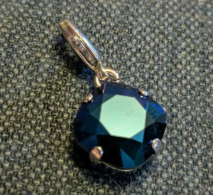 Sabika Metallic Blue golf pendant - Picture 1 of 2