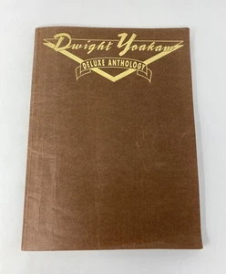 Libro de partituras de cancionero de antología de lujo Dwight Yoakam 31 canciones 1989 raro fuera de existencia - Imagen 1 de 5