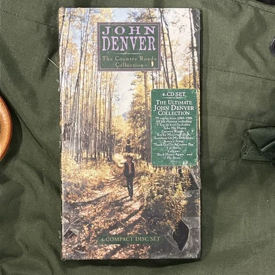Country Roads Collection Box Set by John Denver -CD Aug-1997, 4 Discs New Sealed Foto 1 de 2