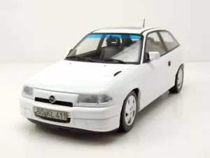 Opel Astra GSi 1991 Bianco Modellino 1:18 Norev - Foto 1 di 9