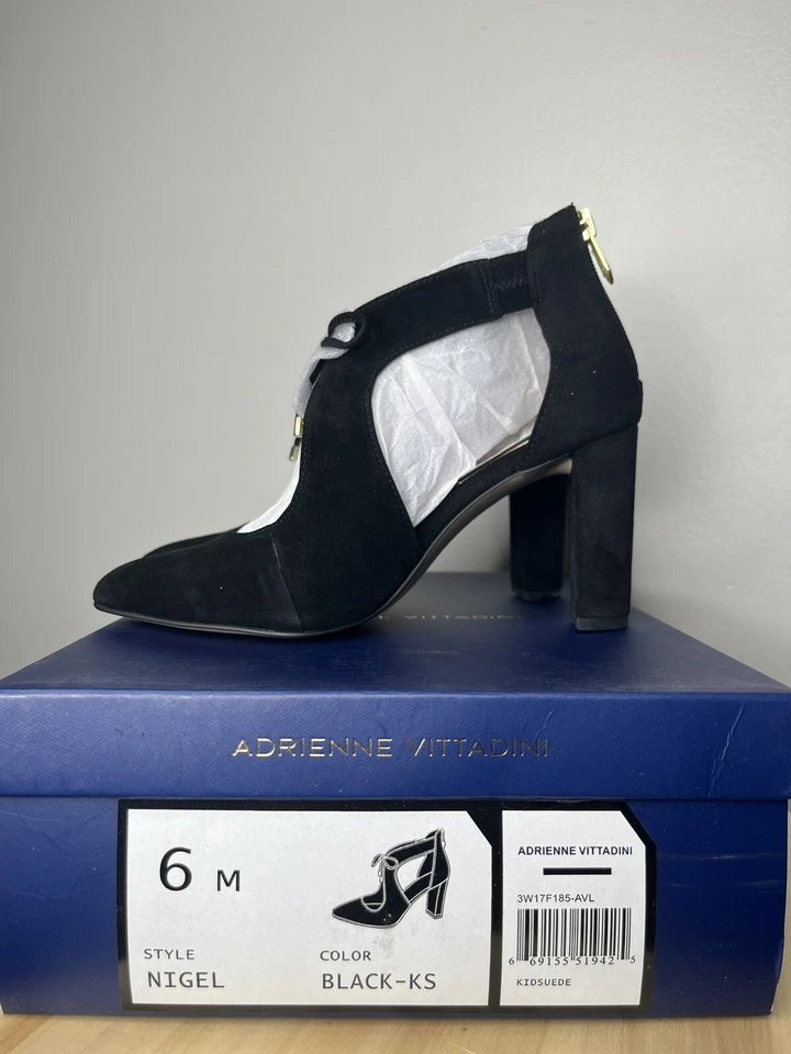 Bomba para mujer Adrienne Vittadini negra Nigel 6M Foto 1 de 4