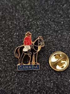 Pin's Pins Pin Emaille 39 Garde Polizei zu Pferd Kanadier "Canada" - Bild 1 von 4
