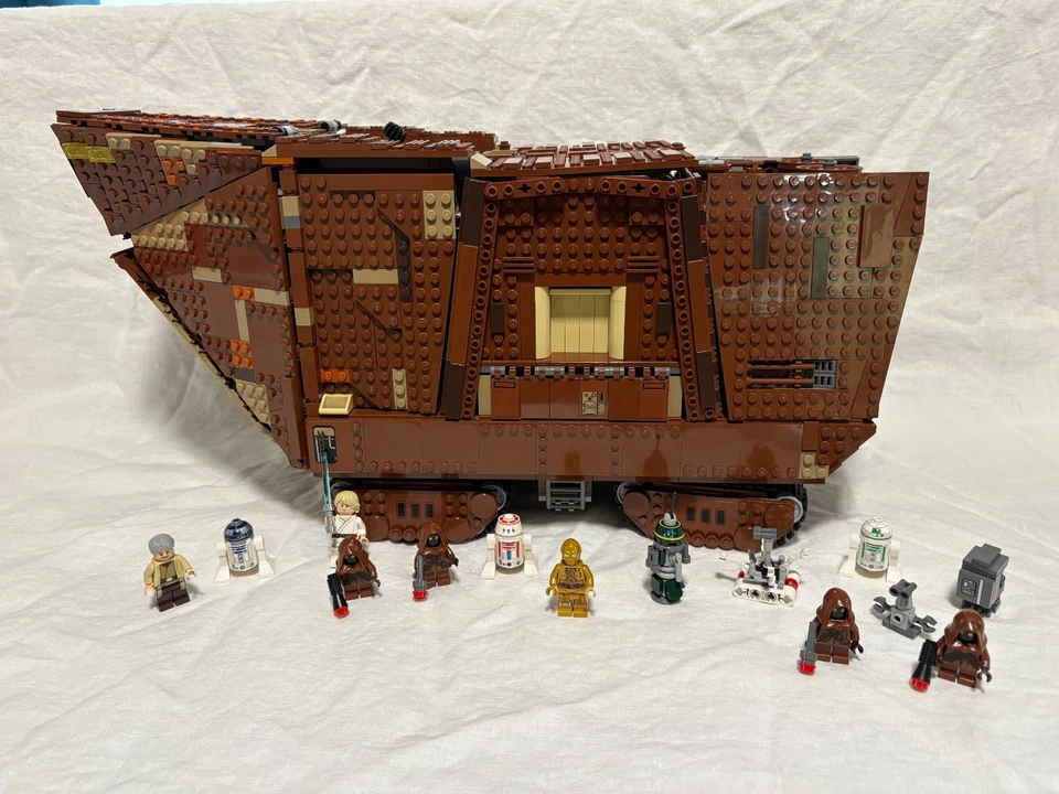 LEGO 75059 Star Wars Sandcrawler - 100% complete w/ manual, minifigs - Image 1 of 4