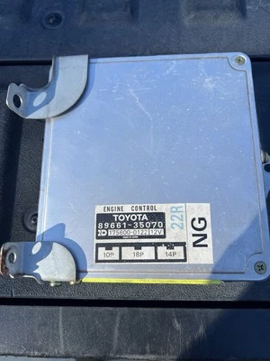 1987 Toyota Pickup 22re 4wd Ecu  - Image 1 of 2