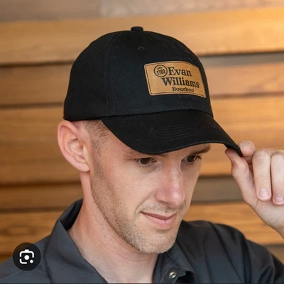 Evan Williams 波旁帽皮革表带黑色男式成人威士忌标志 — 第 1/4 张图片