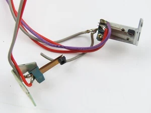 *Teac CX-270* Microswitches Tape Deck Part /A613 - Picture 1 of 3