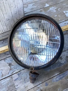 vtg. bumper mount 7" dia. sealed beam head light Parts or resto. - Picture 1 of 4