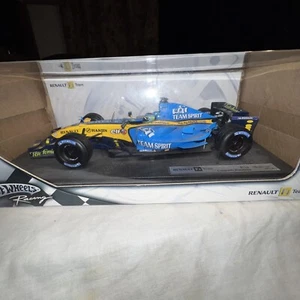 HOT WHEELS Renault F1 Team R26 Diecast Metal Racing Car BOXED  ,Giancarlo F Vgc - Picture 1 of 12