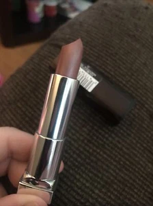NEW Maybelline Color Sensational Bolds Lipstick-820 STRIKE A ROSE - Picture 1 of 4