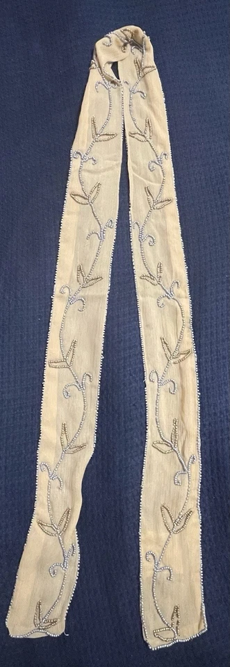 Uno Alla Volta女式手工串珠紧身围巾 — 第 1/4 张图片