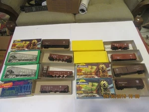8 assorted pcs of HO scale Pennsylvania Railroad rolling stock - Picture 1 of 6