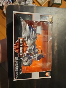 Maisto Harley Davidson Serie 8 Policía Estatal de Michigan 1:18 - Imagen 1 de 3