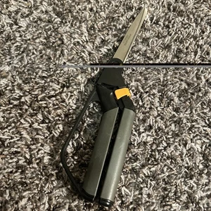 Fiskars Softouch Pinking Shears Scissors Spring Action Soft Touch - Picture 1 of 8