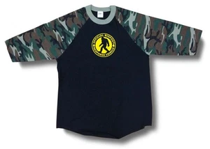 NW MEN SQUATCHIN RESEARCH TEAM CAMOUFLAGE-BLACK FUNNY HIPSTER RAGLAN T-SHIRT - Picture 1 of 3