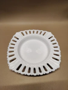 Ciotola reticolata vetro latte bianco quadrato vintage Fostoria Arlington pizzo aperto - Foto 1 di 6